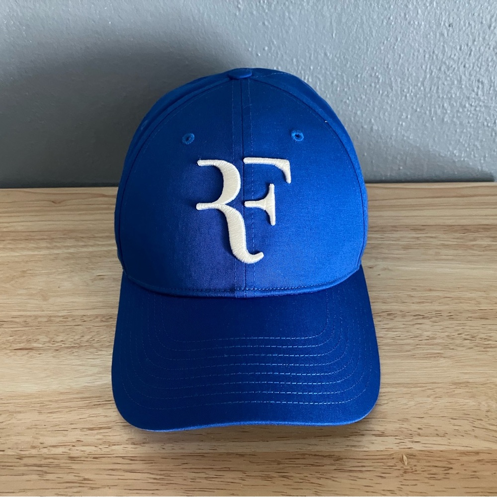 Uniqlo Roger Federer Tennis Hat Cap in RARE Blue NWOT Gorgeous OOP Velcro Strap - Picture 3 of 11